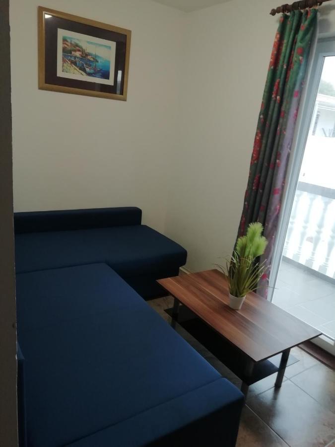 Apartmani Kod Rade Pakoštane Exteriör bild